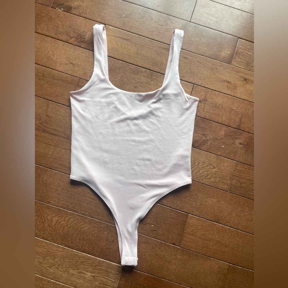 🎉 5/$20 Light Pink Bodysuit